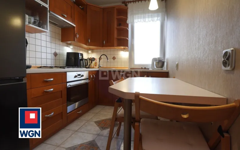 Mieszkanie na  sprzedaż Piotrków Trybunalski - Trzypokojowe, ładne mieszkanie 64 m2.
